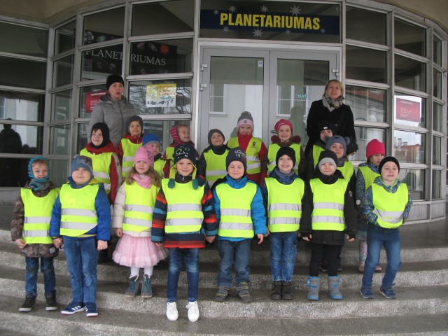 “Boružėlių” grupė planetariume