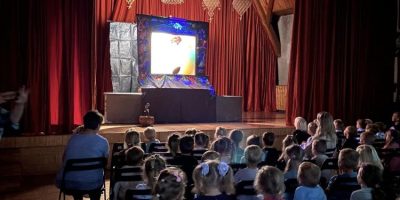 VITRAŽINIO VILNIAUS LĖLIŲ TEATRO „VAIVORYKŠTĖ“ SPEKTAKLIS