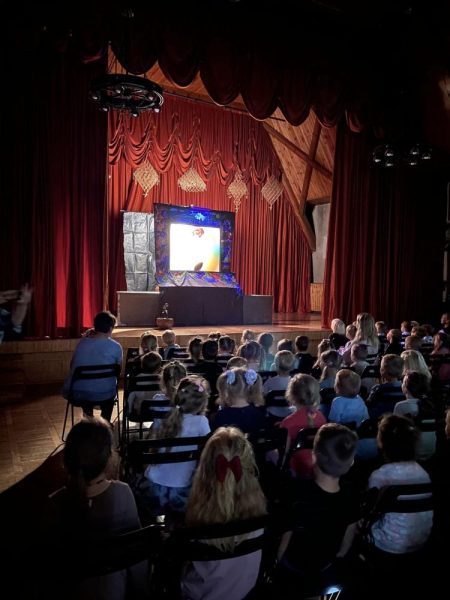 VITRAŽINIO VILNIAUS LĖLIŲ TEATRO „VAIVORYKŠTĖ“ SPEKTAKLIS